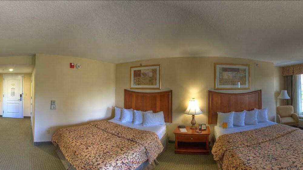 Holiday Inn Brunswick I-95 Εξωτερικό φωτογραφία