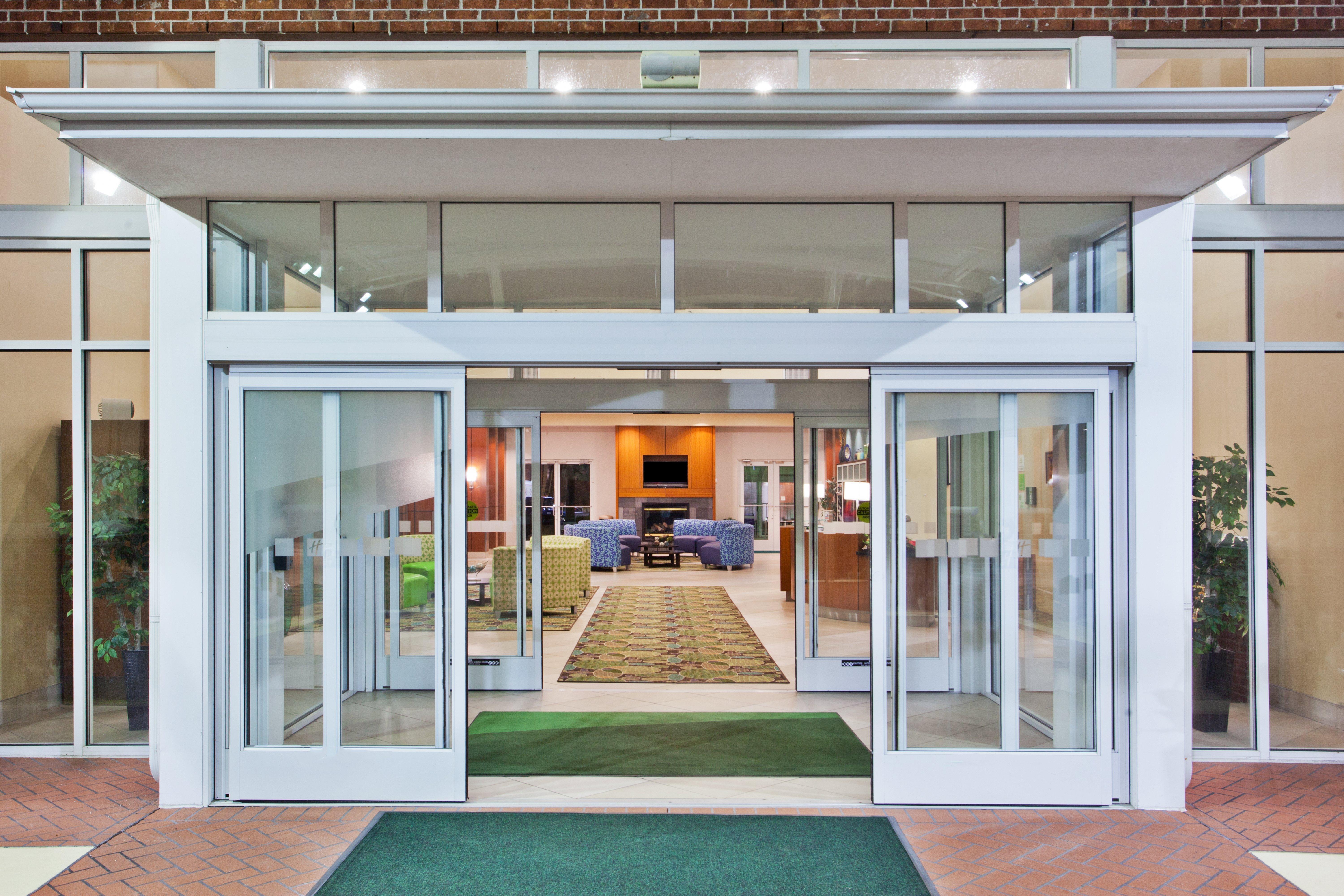 Holiday Inn Brunswick I-95 Εξωτερικό φωτογραφία