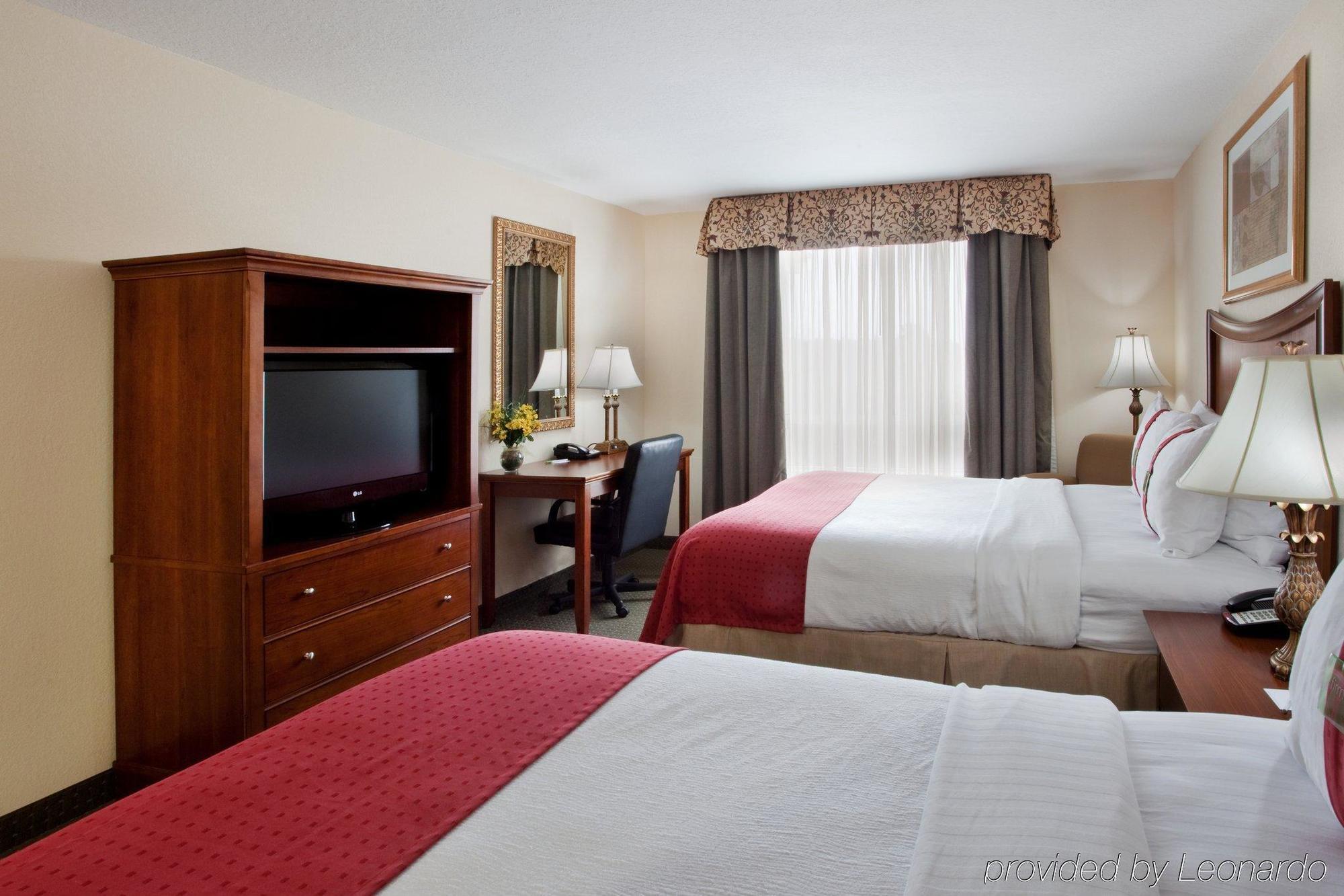 Holiday Inn Brunswick I-95 Δωμάτιο φωτογραφία