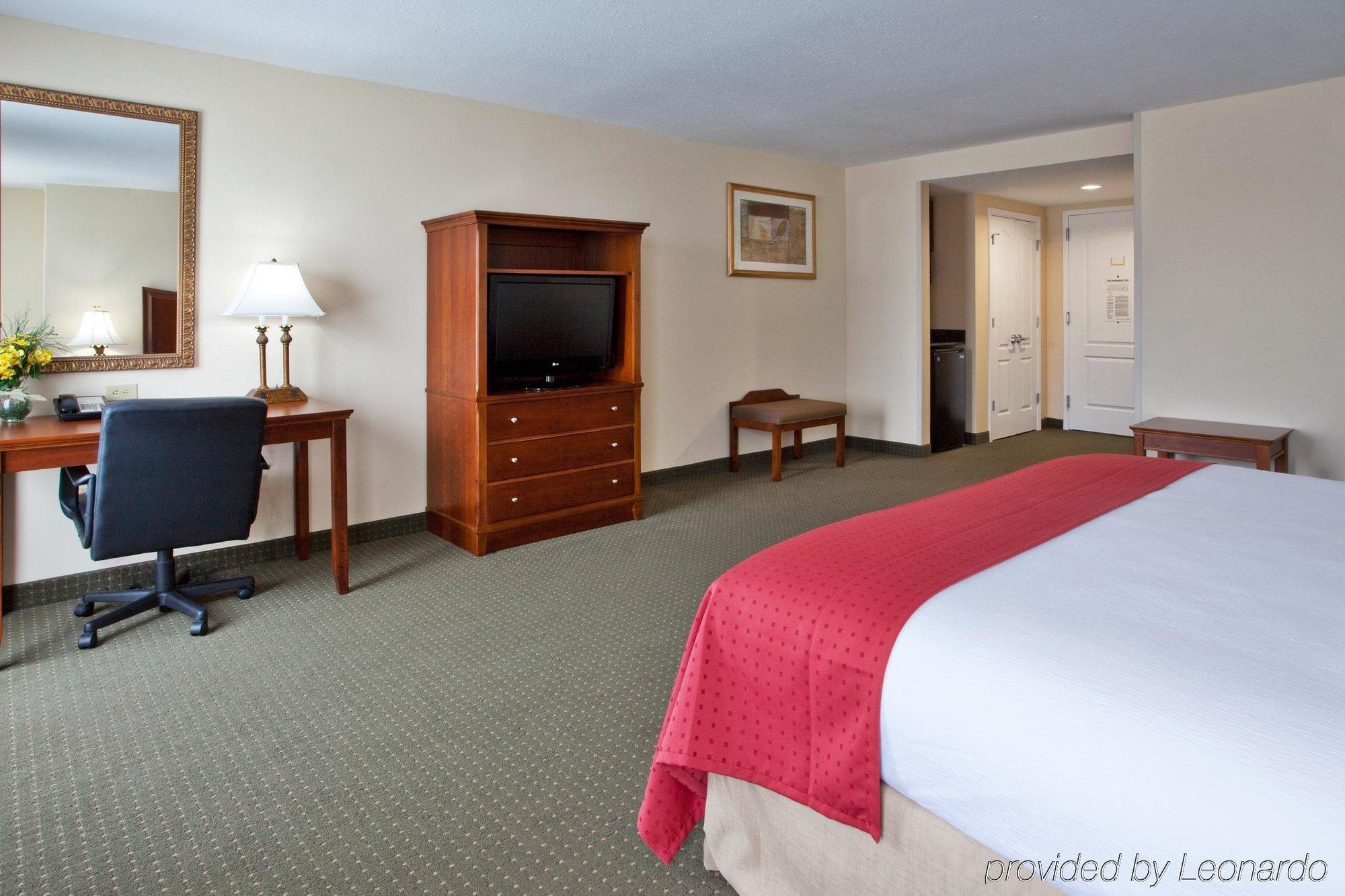 Holiday Inn Brunswick I-95 Δωμάτιο φωτογραφία